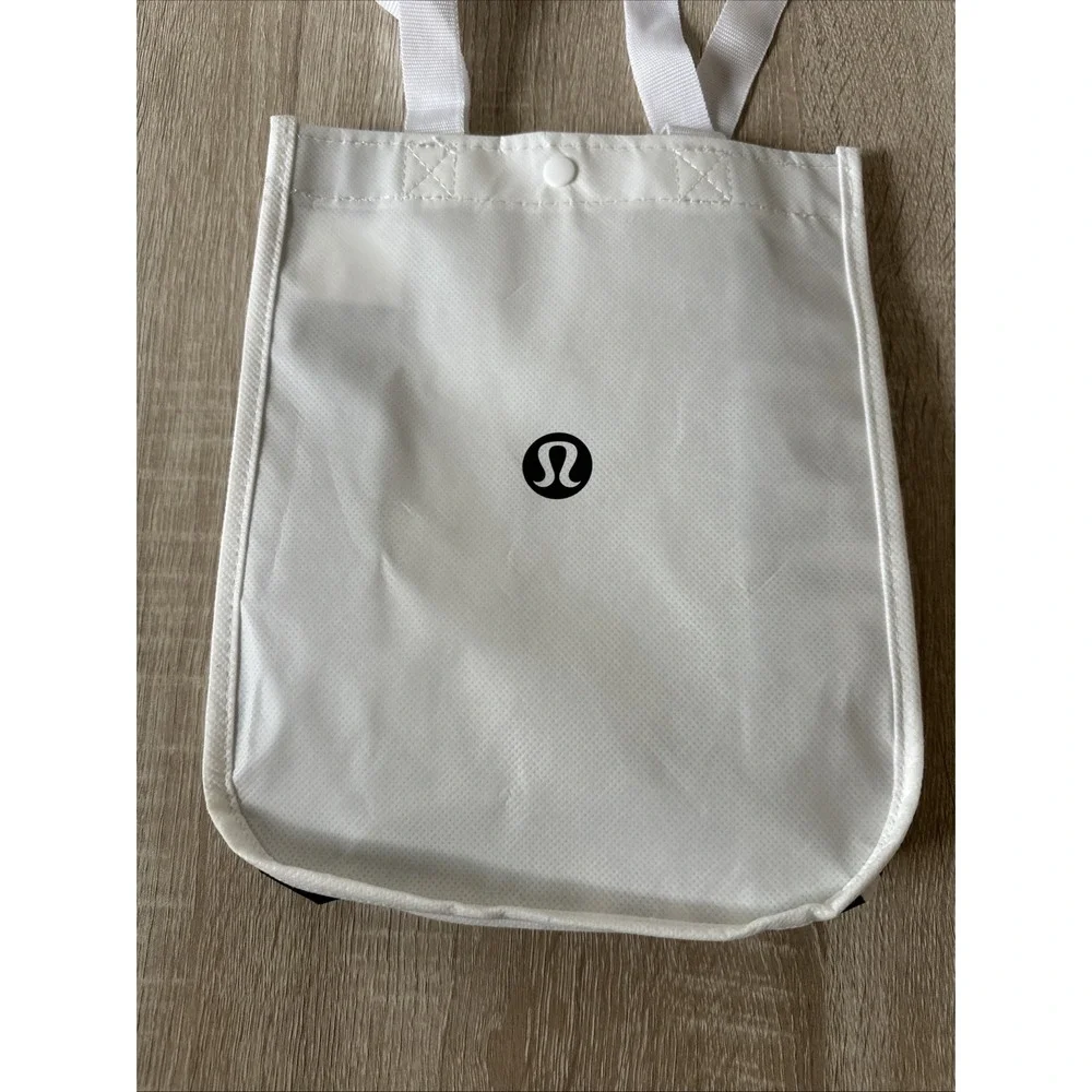 Johnny Was Lululemon Reusable Bag Shopping Tote Grocery Farmers Market Boho - Picture 4 of 9
